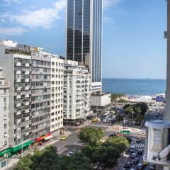 Apartamento completo na praia de Copacabana 02 Quartos com vista lateral mar em andar alto, ar, wifi , netflix, pauloangerami RMVC18