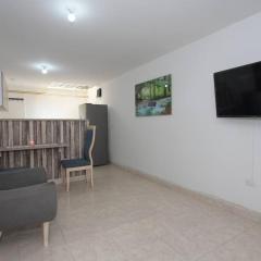 apartamento fresco, ambiente familiar y confortable
