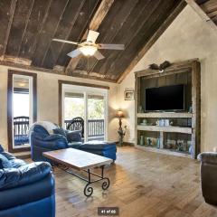 Birds Eye Cabin - Sunset & Starry Retreat Pet Friendly w Private HotTub, Fire Pit and Game Room