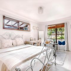one-Bedroom Suite-Close to beach and CBD