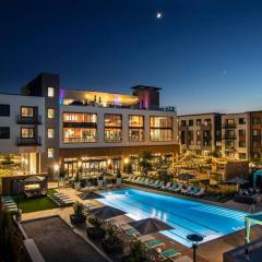 KING BED - Luxury 2 Bed 2 Bath By Stanford, SFO & Tech Giants in Menlo Park, CA