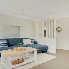 Ocean Blue Apartment Four