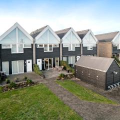 3 Bedroom Stunning Home In Assens
