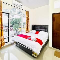 RedDoorz at Orien Guesthouse Pematang Siantar