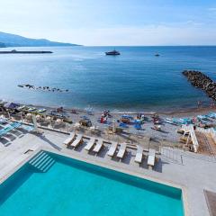 Alimuri Bay Resort
