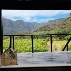 BestPlaceEver-Luxury Two-Story Apartment with Vineyard Views