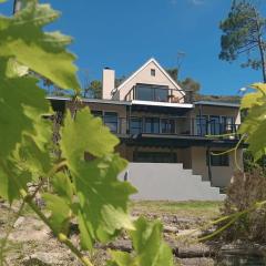 BestPlaceEver - Luxury House with Vineyard Views