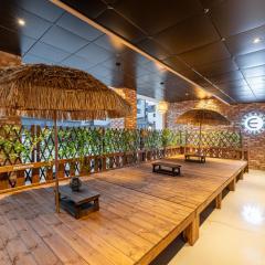 Elegance hotel hwangridan