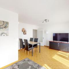 Very nice 1BR flat with sunny balcony - Sky4