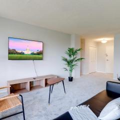 Apartment at Crystal City With Gym
