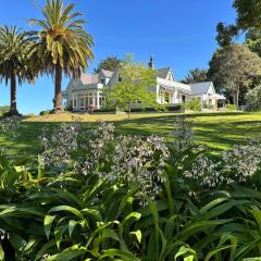 The Venus room at Glendower Homestead