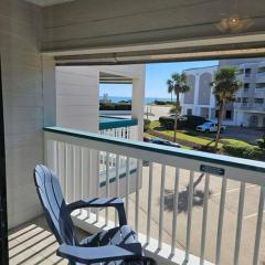 Seawall Breeze One bedroom Condo in Galveston