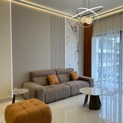 Deluxe 3 Bed 3 Bath Apartment
