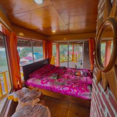 Swindo Homestay 77, Room 11