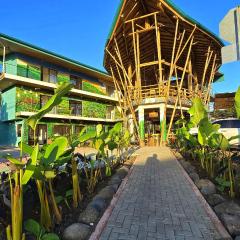 Bonding Coffee Roaster Café & Hotel