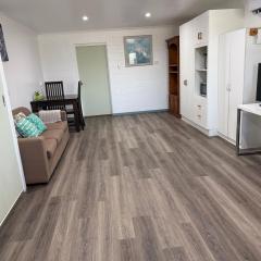 Comfortable studio in Bowen 4805