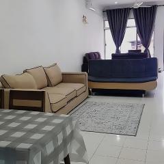 AMAN Homestay Senawang musliim only