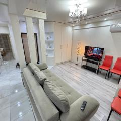 RentNow Family Large Apartament near Airport