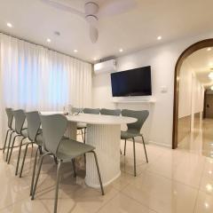 Soul of Seoul 6 Hongdae 5BR & 4Bath, elevator, Free wifi