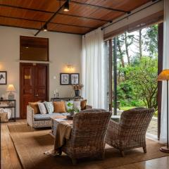 Tathya Hills - Luxe Garden Retreat In The Hills