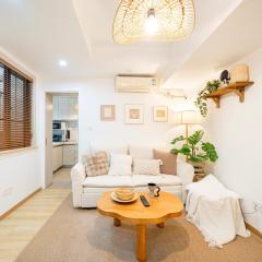 Shanghai Hills & Well-time Woodland 3 bedrooms Suite close to Photospot Wukang Mansion