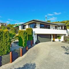 Clairmont Heights - Nelson Holiday Home