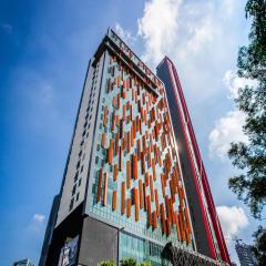 QQ Empire Damansara hotel room