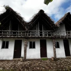 Whitewoods cottage HUT STAY