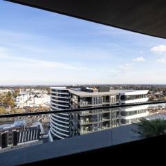 Modern 2BR Abode with Balcony View Gym Access