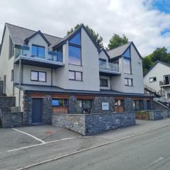 Skyelander Apartments