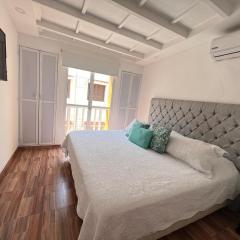 Hermoso duplex en la ciudad amurallada! A218