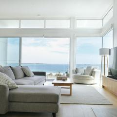 Oceanview Escape - Luxe Coastal Retreat with Hot Tub