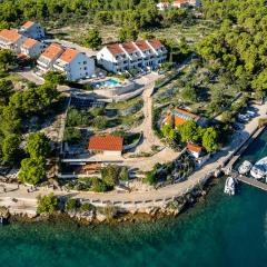 Seaview Zen Milna