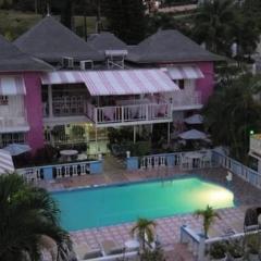 Pink Hibiscus Bed and Breakfast