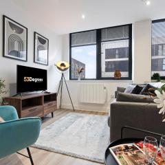 New! Modern flat in Manchester with FREE Parking, Sleeps 4!