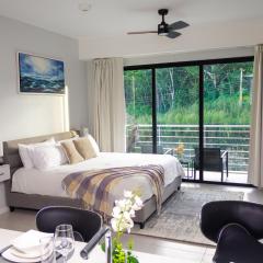 Premium Studio with Pool View