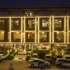 Hotel Park Tree IGI Airport A Unit Of Prithvi Palace With Free Airport Transsfer