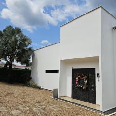 Girardot Casa estilo mediterraneo con piscina privada