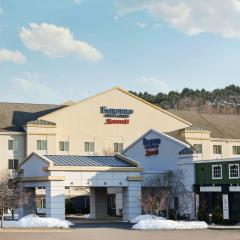普莱恩维尔Fairfield Inn & Suites酒店
