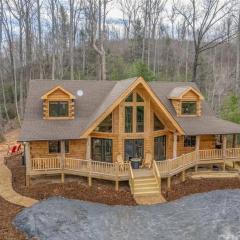 Bigfoot Cabin at Lake Lure & Chimney Rock Park