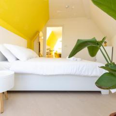 Sunny retreat near metro, 12 min to Duomo