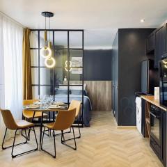 Luxe studio 10min metro from the Center of Paris
