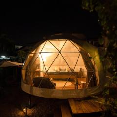 Domea Thakhek - Urban Glamping