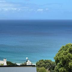 The Salty Whale - 3BD APT - Central Sea Views