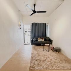 Home10perwira#6pax#netflix#simpangampat#neariconicpoint