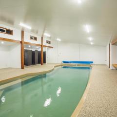 Island Escape with 12m Indoor Pool