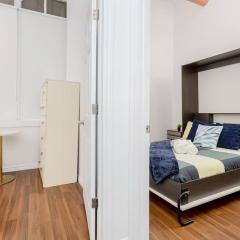 Great Kensington Market 2BR Apartment