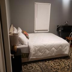 Unit-B Stylish Apt near Addison metro & downtown Washington DC
