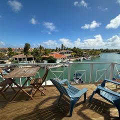 Studio Caribbean Court 320 Hele studio, 50m2, kingsize bed