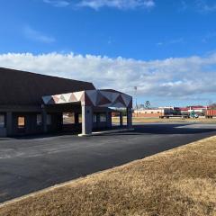 Hometowne Studios by Red Roof LaGrange